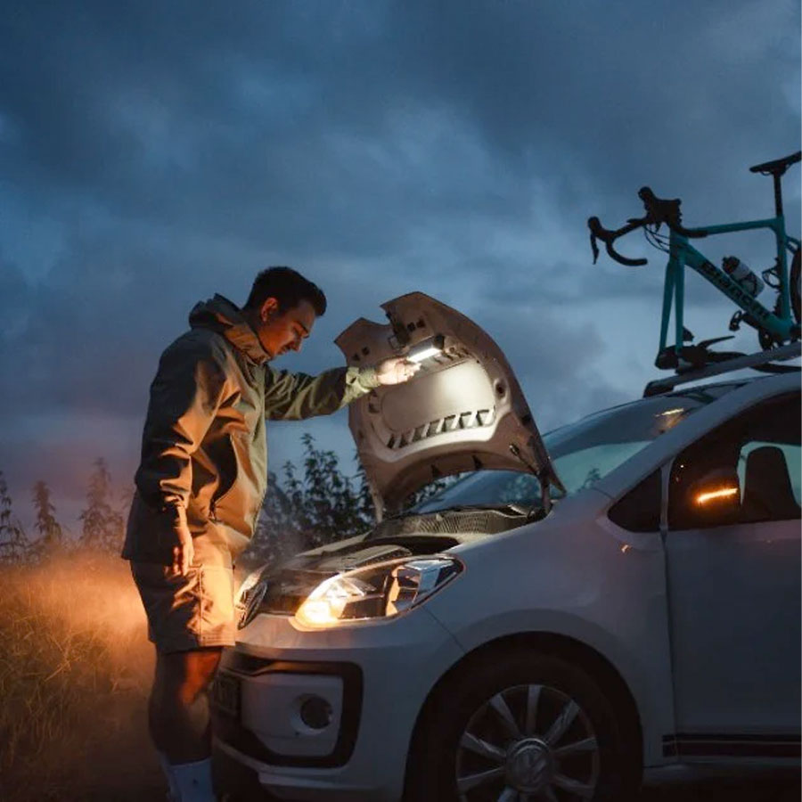 Ledlenser AF2R Work 1000 Lumens Rechargeable Multi-Positional Light Integrated Ruler &amp; Red Blink LED