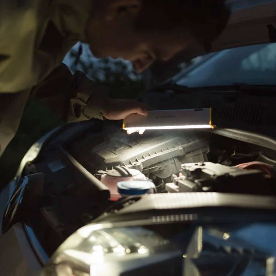 Ledlenser AF2R Work 1000 Lumens Rechargeable Multi-Positional Light Integrated Ruler &amp; Red Blink LED