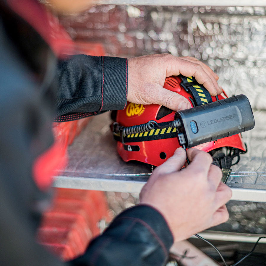 Ledlenser H15R Work 2500 Lumens Rechargeable Rugged IP67 90 CRI Stepless Light Dimmer Headlamp