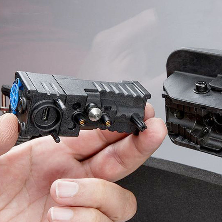 FoxFury Taker R40 Riot Shield Light 650 Lumens