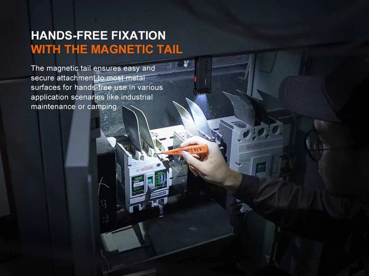 Fenix SW05R-RED Adjustable head 150 lumen output with red light