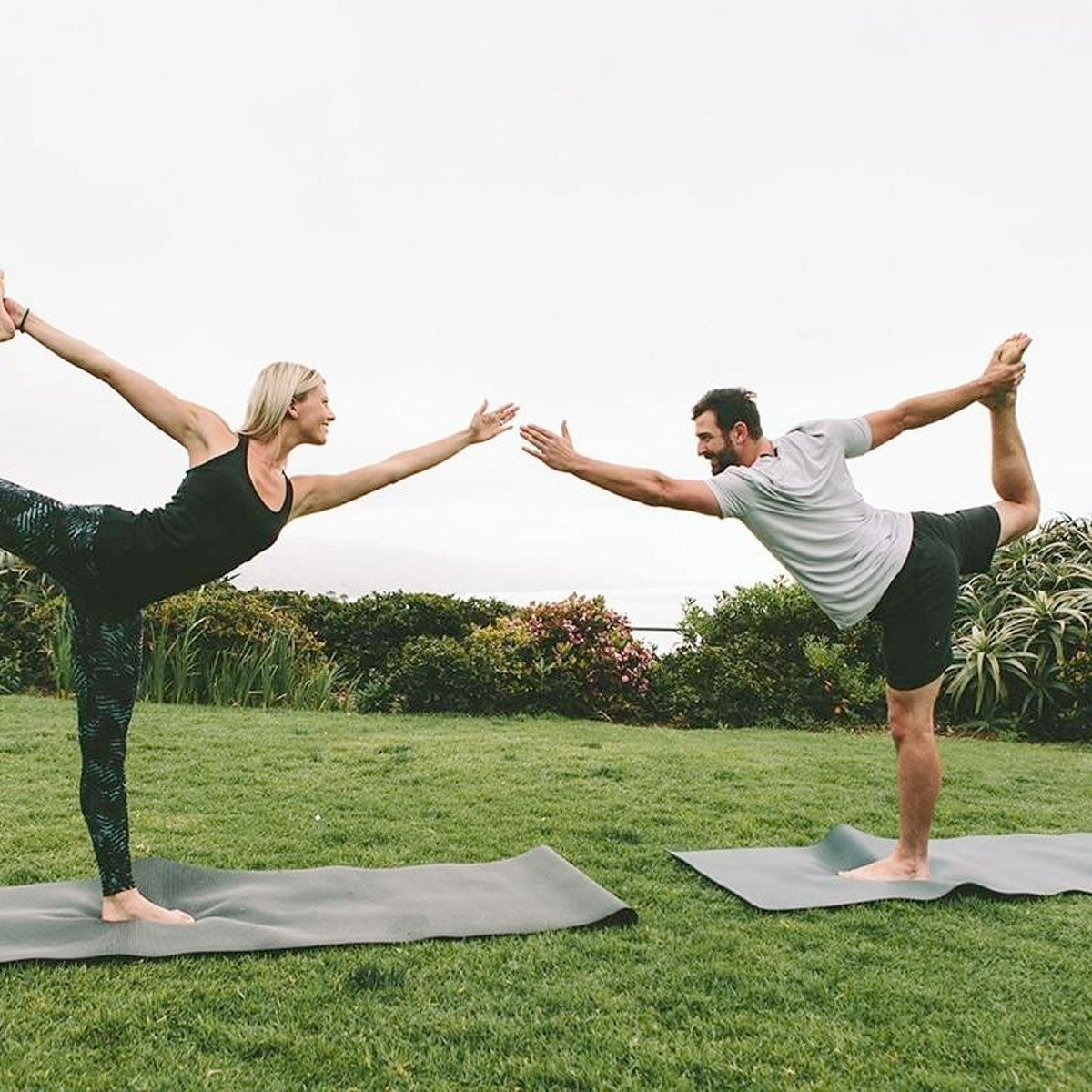 QALO Men's Dark Grey Step Edge Crosshatch Q2X Silicone Ring Silicone Ring QALO Tactical Gear Supplier Tactical Distributors Australia