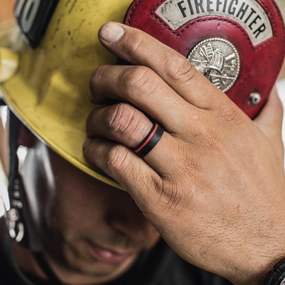 QALO Men's Thin Red Line Pinstripe Silicone Ring Silicone Ring QALO Tactical Gear Supplier Tactical Distributors Australia