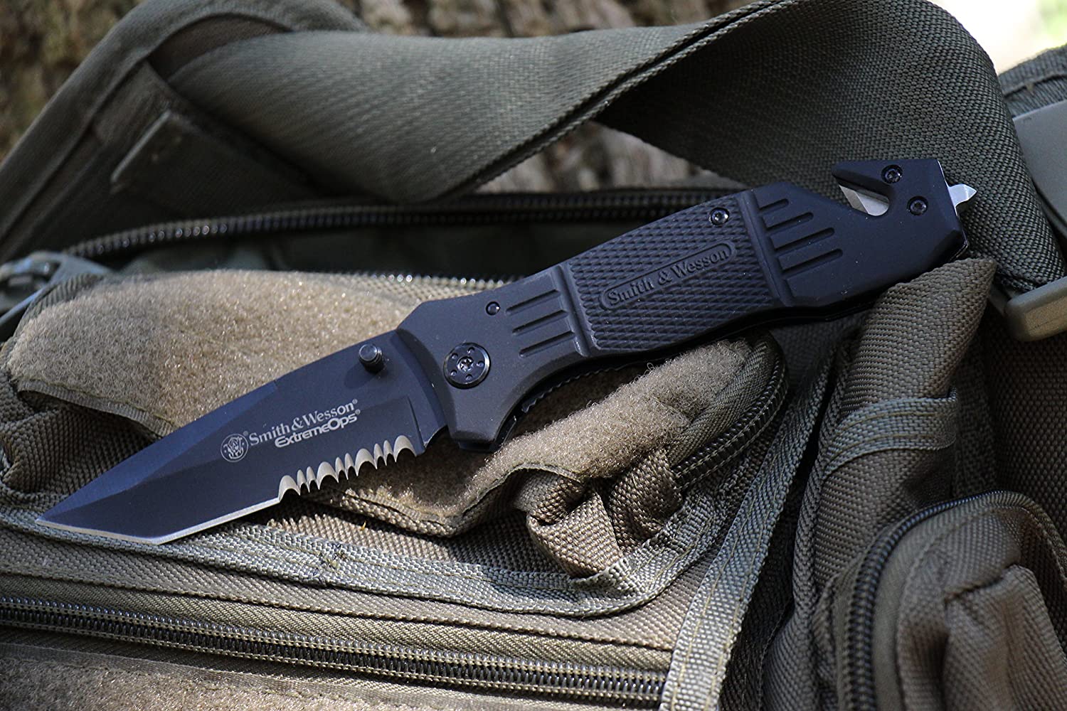 Smith & Wesson Extreme Ops Rescue Knife Knives Smith & Wesson Tactical Gear Supplier Tactical Distributors Australia